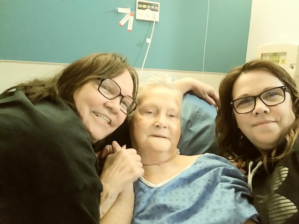 Me, Donna, Mom, Sandy Oct 2018